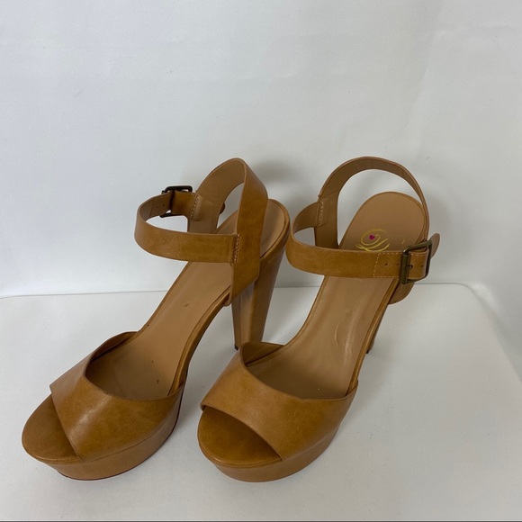 LOLA SHOETIQUE PLATFORM SANDAL HEELS - Picture 2 of 11